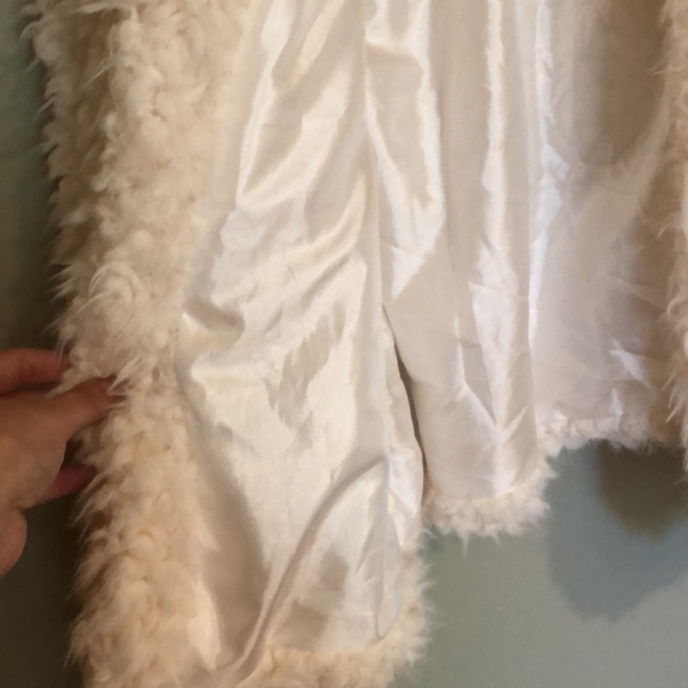 Cropped Faux Jacket - Picture 5 of 6